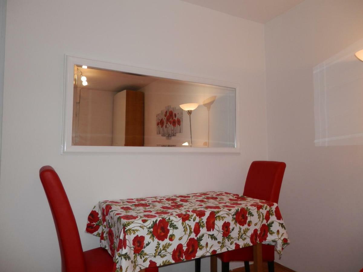 Apartment Jadranka Pula Buitenkant foto